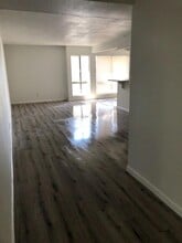 Building Photo - 3828 N 32nd St