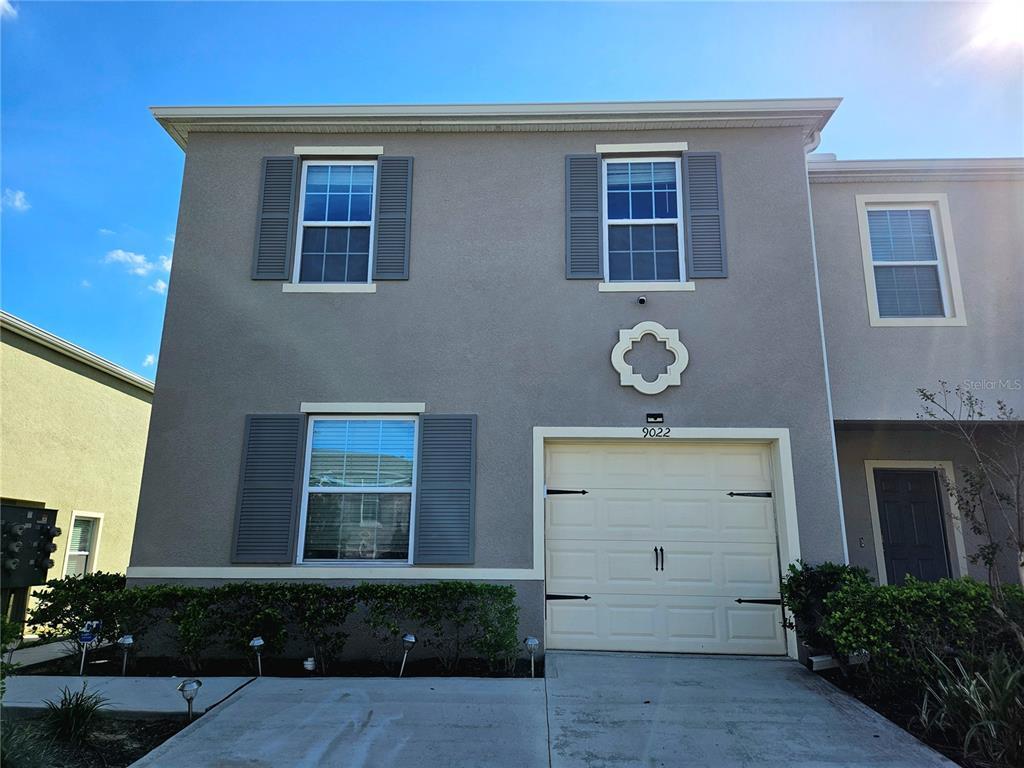 Foto principal - 9022 Wildflower Ln