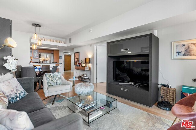 Foto del edificio - 13700 Marina Pointe Dr