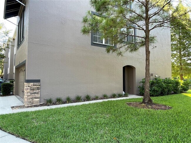 Foto del edificio - 1318 Salem Orchard Ln