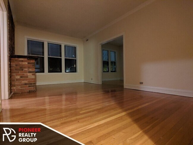 Foto del edificio - 3517 N Racine Ave