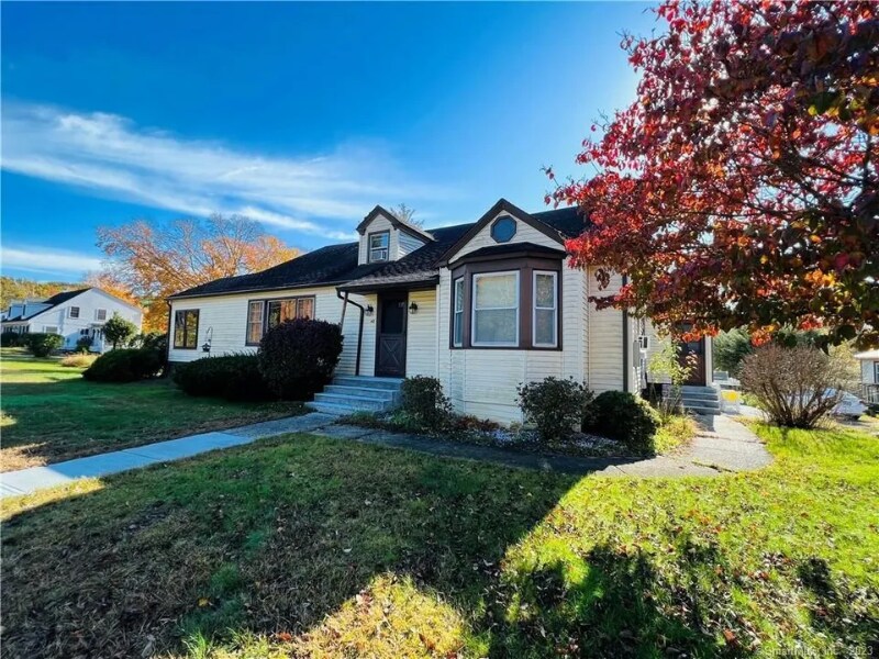 44 Lake St Unit 44 Lake Street, Plainfield, CT 06354 Room for Rent in