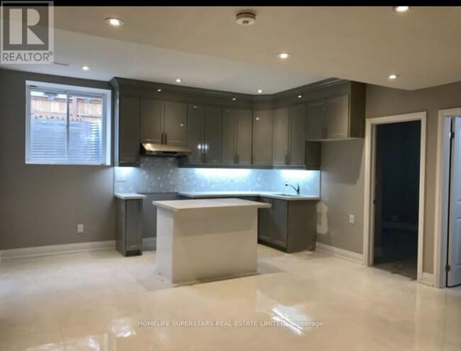 Building Photo - 60 Longevity Rd