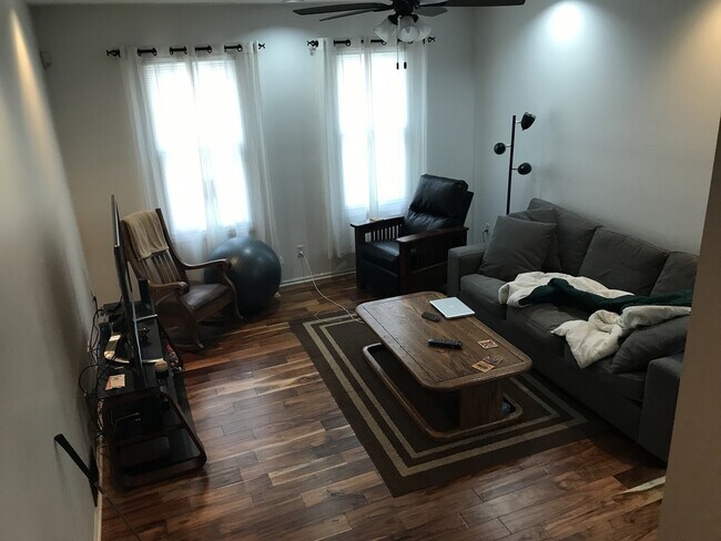 Foto del edificio - 2595W11