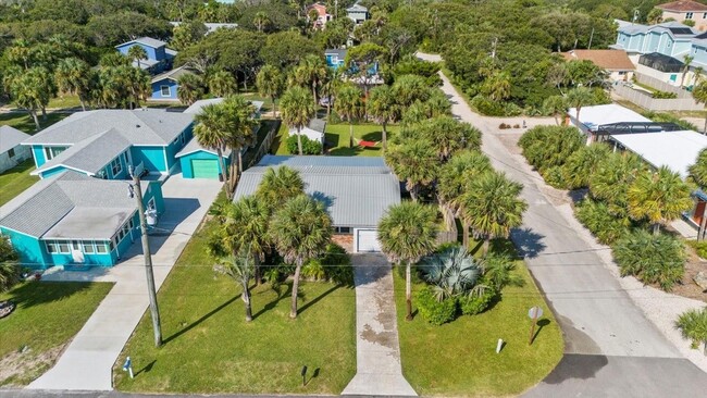 Building Photo - 2100 S Daytona Avenue