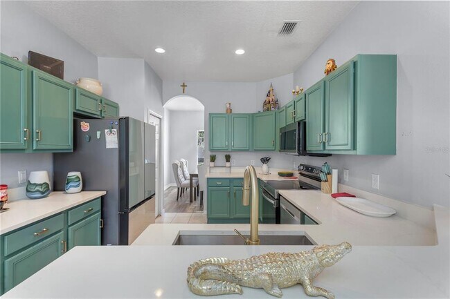 Building Photo - 320 Tupelo Cir