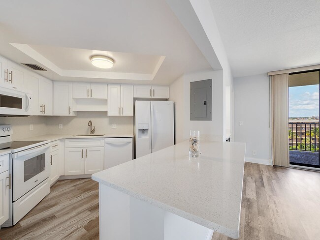 Building Photo - 3610 S Ocean Boulevard 506