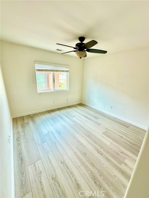 Foto del edificio - 876 Madison Ct