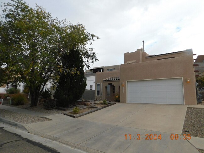 Foto del edificio - 4216 New Vistas Ct NW