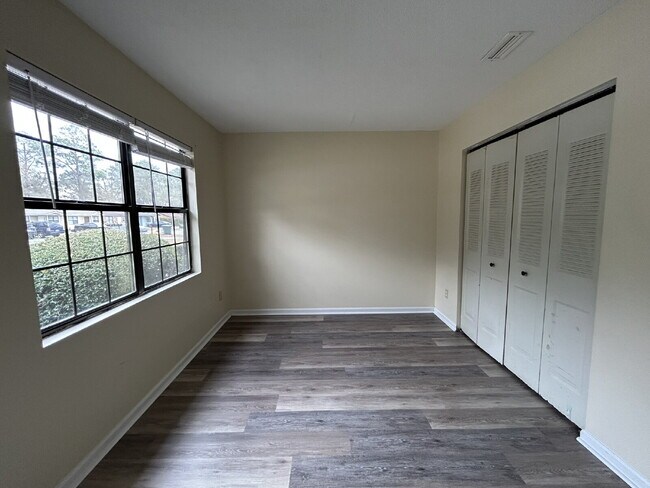 Foto del edificio - Apartment for Rent