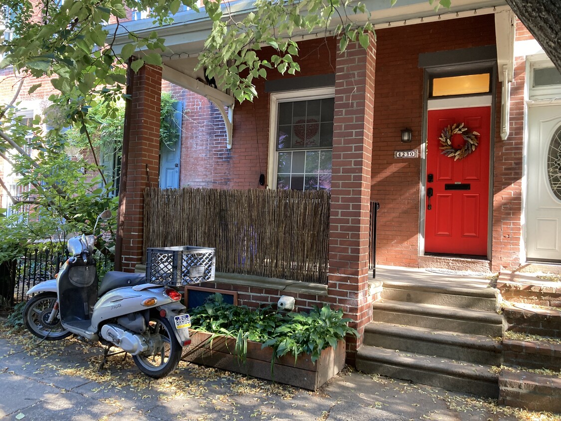 4230 Regent Sq Unit 2F, Philadelphia, PA 19104 Apartments in