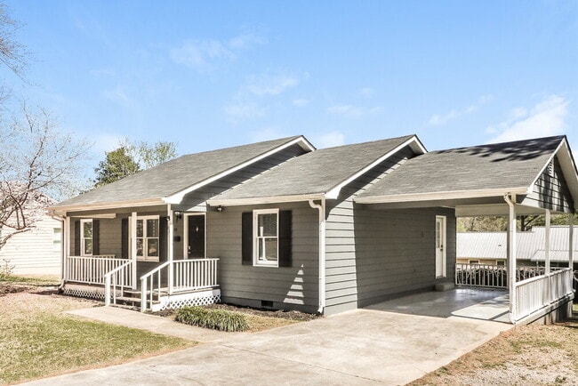 Building Photo - 56 Habersham Cir NE