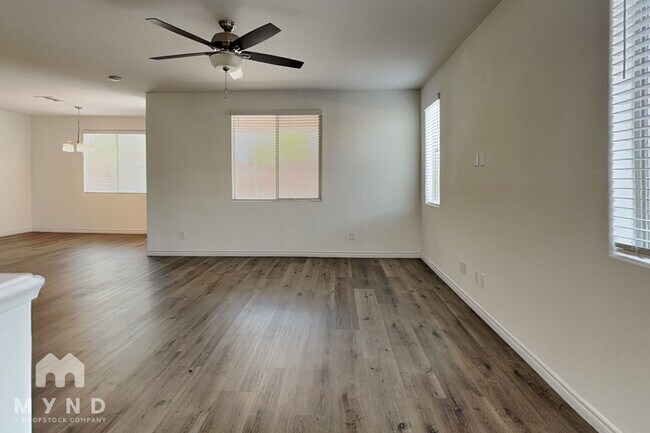 Foto del edificio - 7825 Flintshire Ct