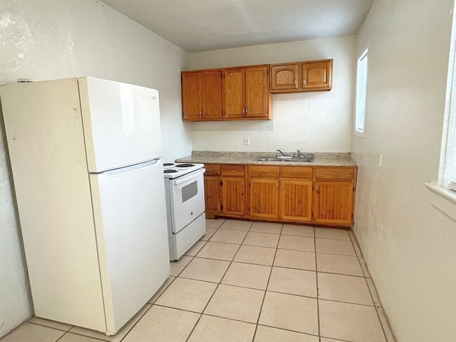 Foto del edificio - 1337 Winnifred St