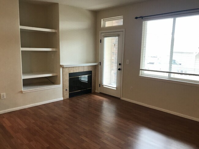 Foto del edificio - 8481 W Union Ave