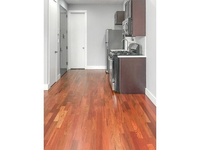 Foto del edificio - 585 Snediker Ave