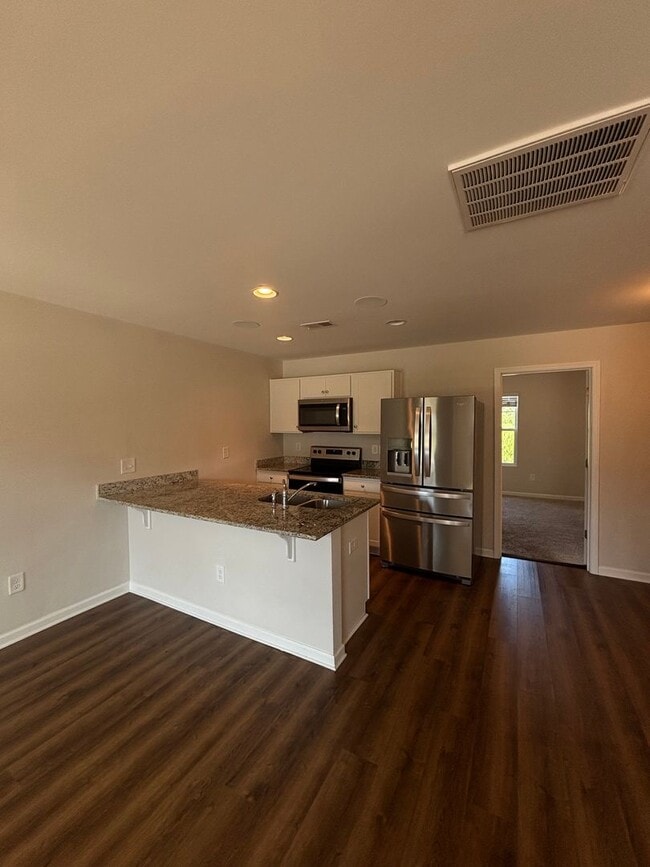 Building Photo - 125 Adger Rd