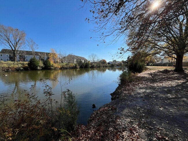 Foto del edificio - 1408 Callandish Ct