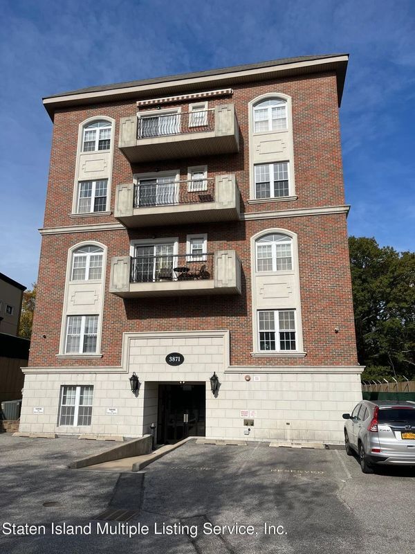 Building Photo - 3871 Amboy Rd