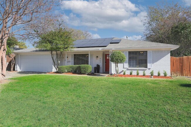 Foto del edificio - 804 Ridgefield Dr
