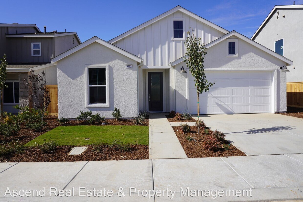 4 br, 3 bath House 3313 Cedar Valley Ln House Rental in Shafter, CA