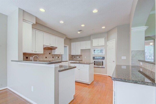 Building Photo - 178 W Bristol Oak Cir