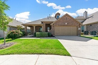 Building Photo - 7404 Hawthorne Wy
