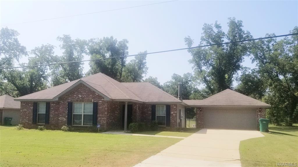 125 Pecan Grove Rd, Coosada, AL 36020 House Rental in Coosada, AL