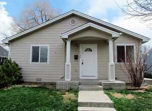 Building Photo - 4728 S Lincoln St