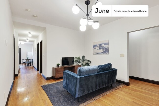 Foto del edificio - Room in Shared 4 bed/2.5 bath home