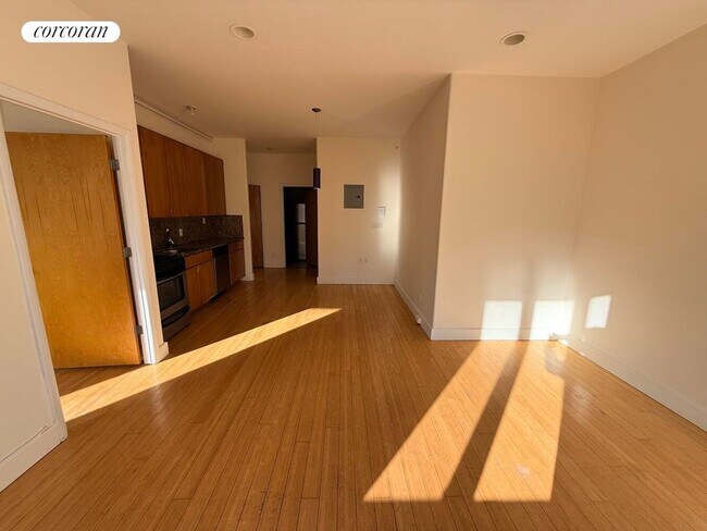 Foto del edificio - 467 Vanderbilt Avenue 3A