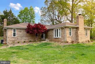 Building Photo - 1200 E Patuxent Dr