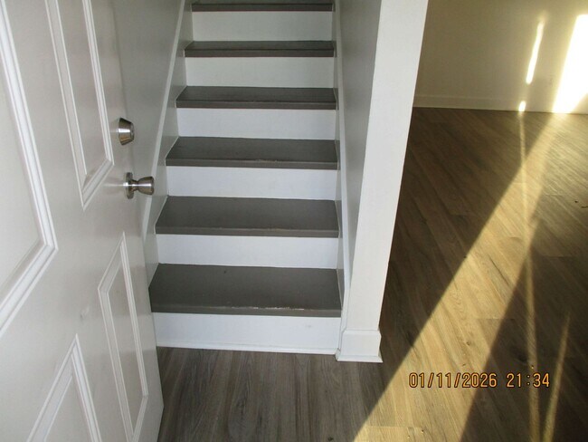 Foto del edificio - 2501 Redwood Ct