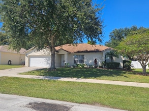 Building Photo - 886 Scenic View Cir