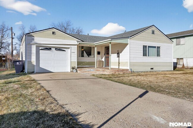 Foto del edificio - 1343 S Irving St