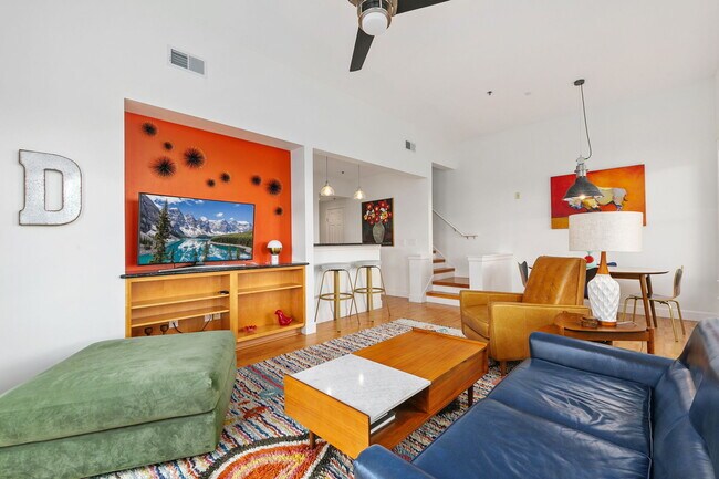 Foto del edificio - 401 Mason Ct