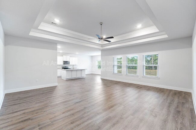 Foto del edificio - 127 Hobson Ave