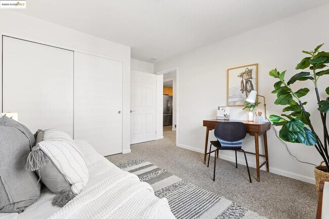 Dormitorio 2 - 555 10th St