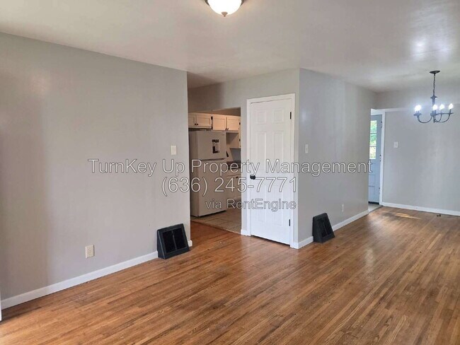 Building Photo - 312 Banff Cir