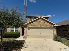 Building Photo - 8819 Straight Oaks