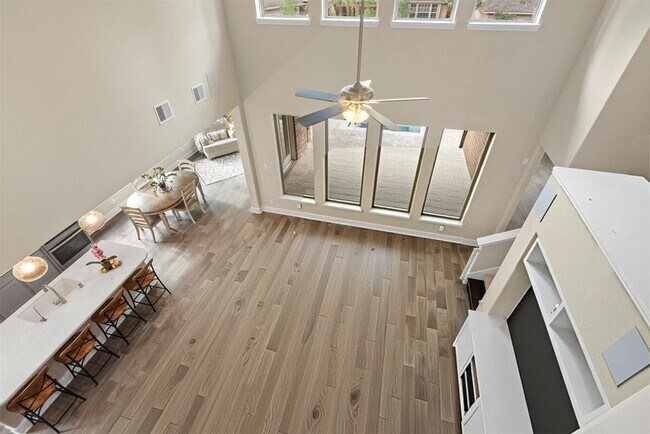 Building Photo - 13918 Oakdale Gln Trce