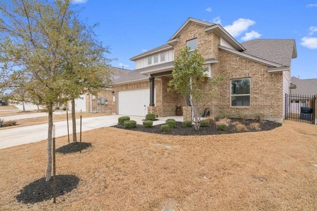Building Photo - 105 Pine Island Ln