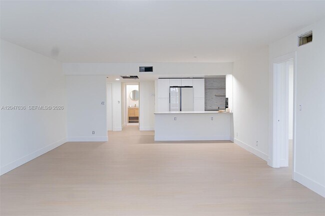 Foto del edificio - 3051 N Course Dr
