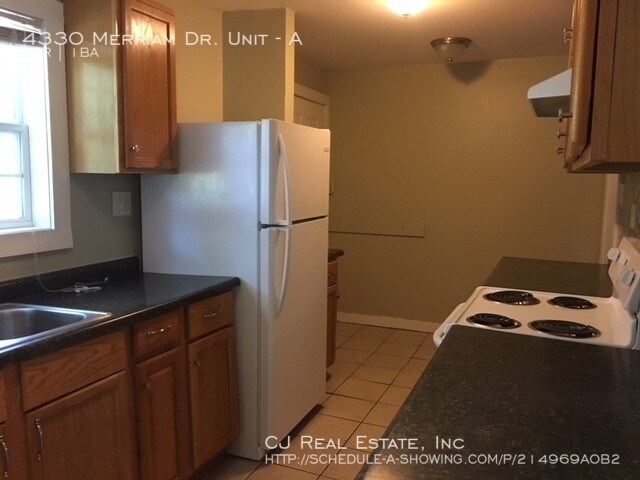 Building Photo - 4330 Merriam Dr