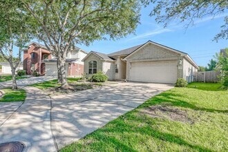 Building Photo - 1526 Rogers Lake Ln