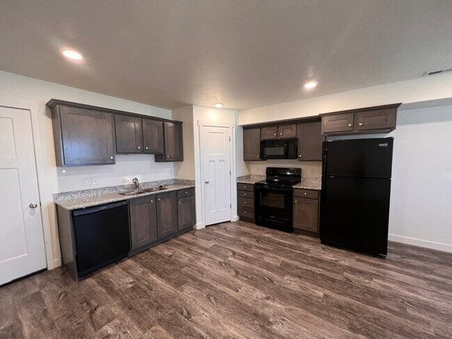 Foto del edificio - Spacious Herriman Townhome!