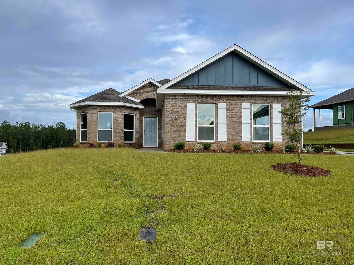 Foto principal - 13248 Cavalier St