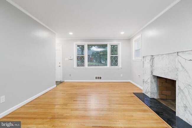 Foto del edificio - 4511 Hargrove Rd