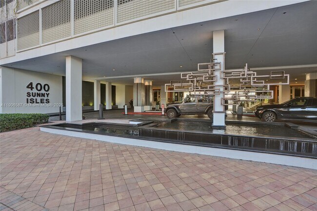 Foto del edificio - 400 Sunny Isles Blvd