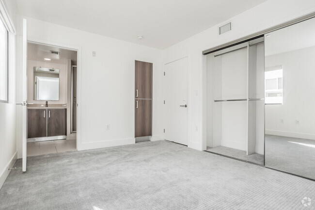 3BR, 3BA - 1275-1378 SF - Santa Monica at Federal